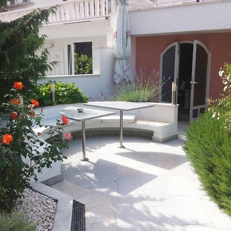 Hotel Bavaria Trogir Donji Seget Esterno foto