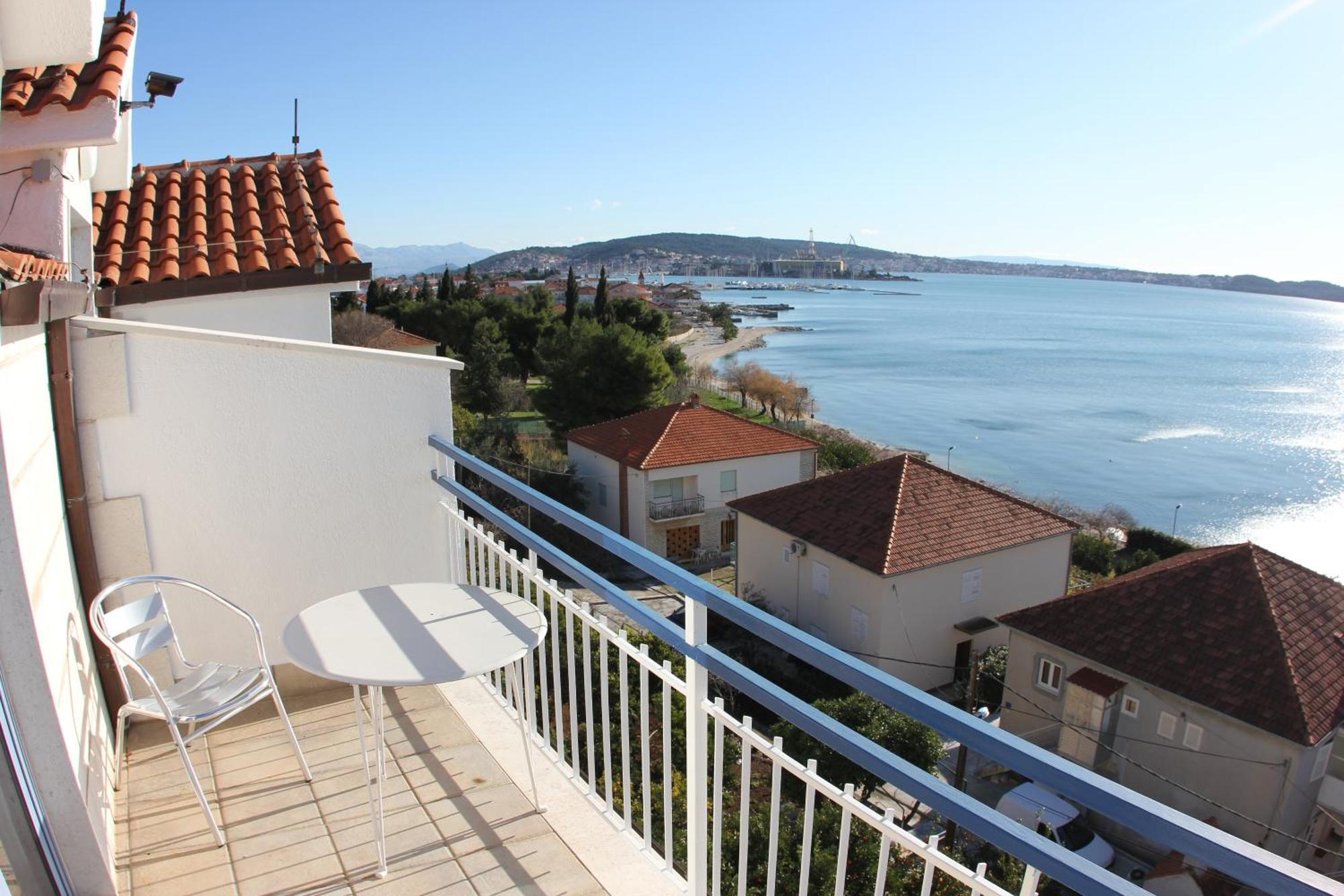Hotel Bavaria Trogir Donji Seget Esterno foto