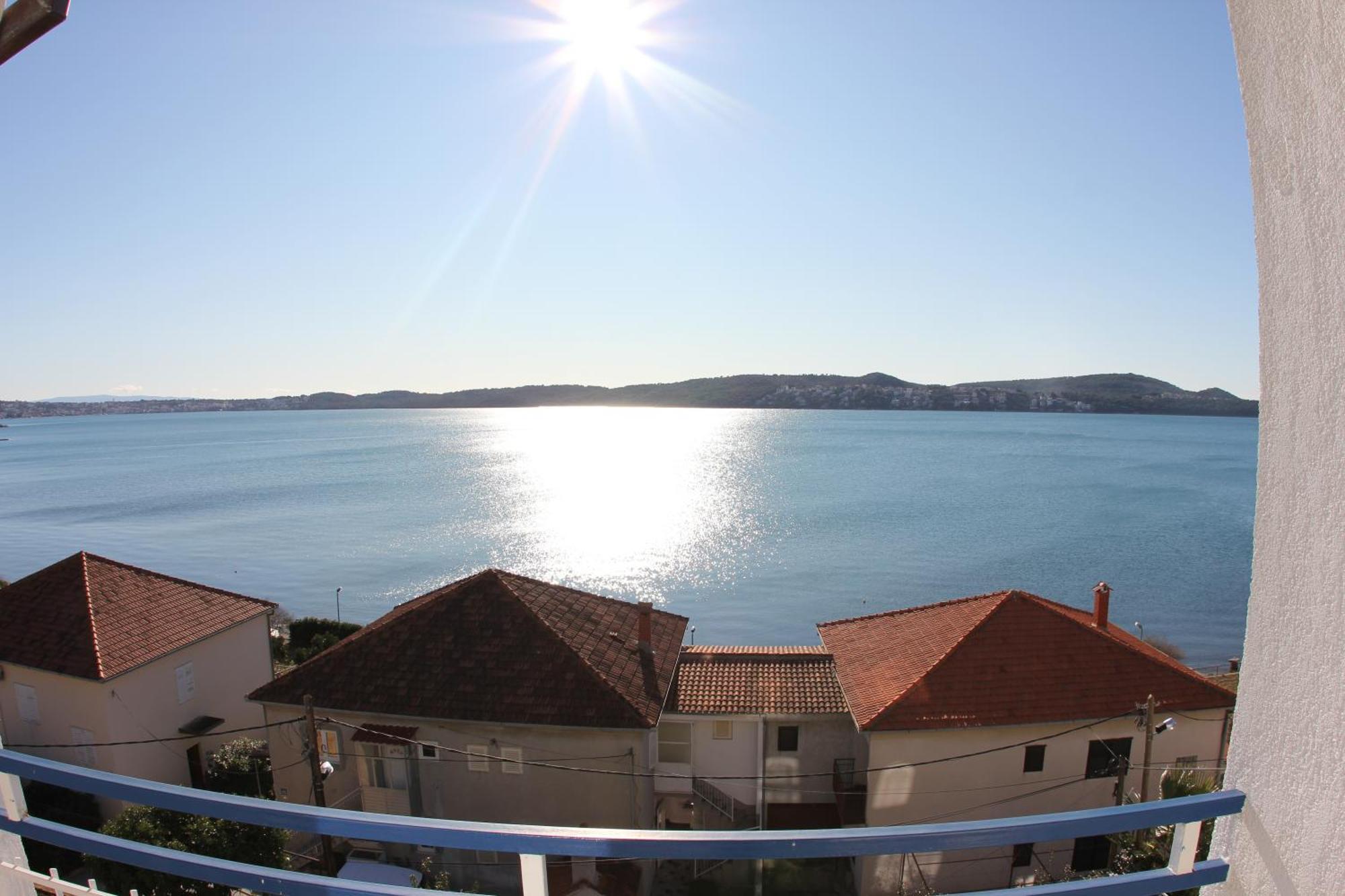 Hotel Bavaria Trogir Donji Seget Esterno foto
