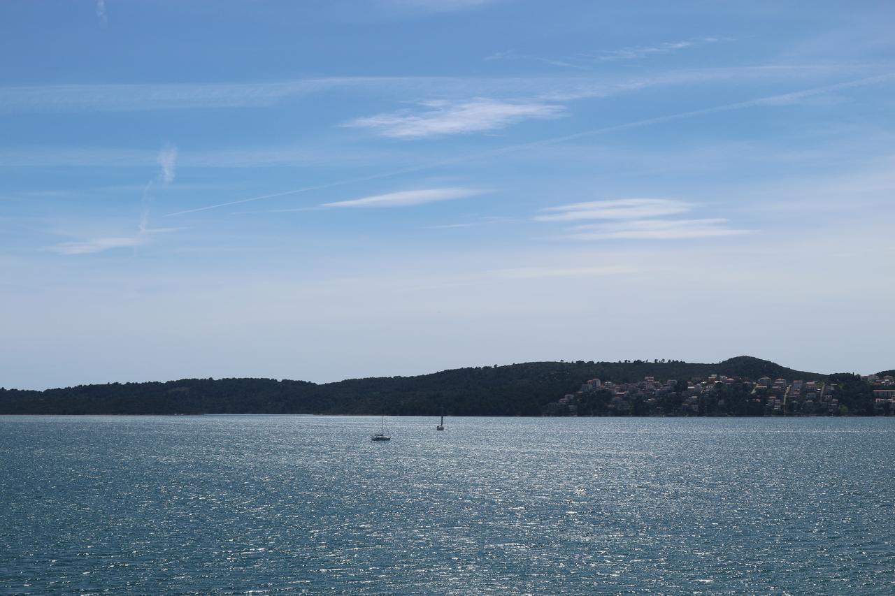 Hotel Bavaria Trogir Donji Seget Esterno foto